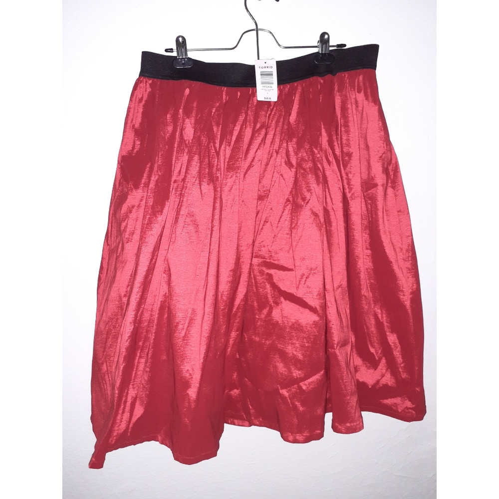 Torrid Party Skirt- Holiday NWT